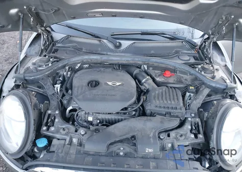 2016 Mini Clubman Cooper из США, поврежденный, VIN WMWLN5C5XG2E29924